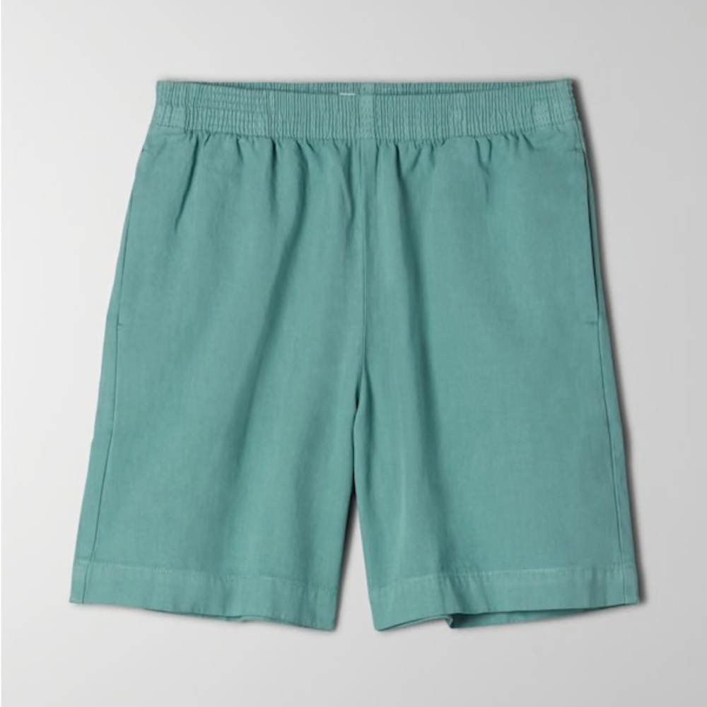 Aritzia Wilfred Nova Shorts 7”